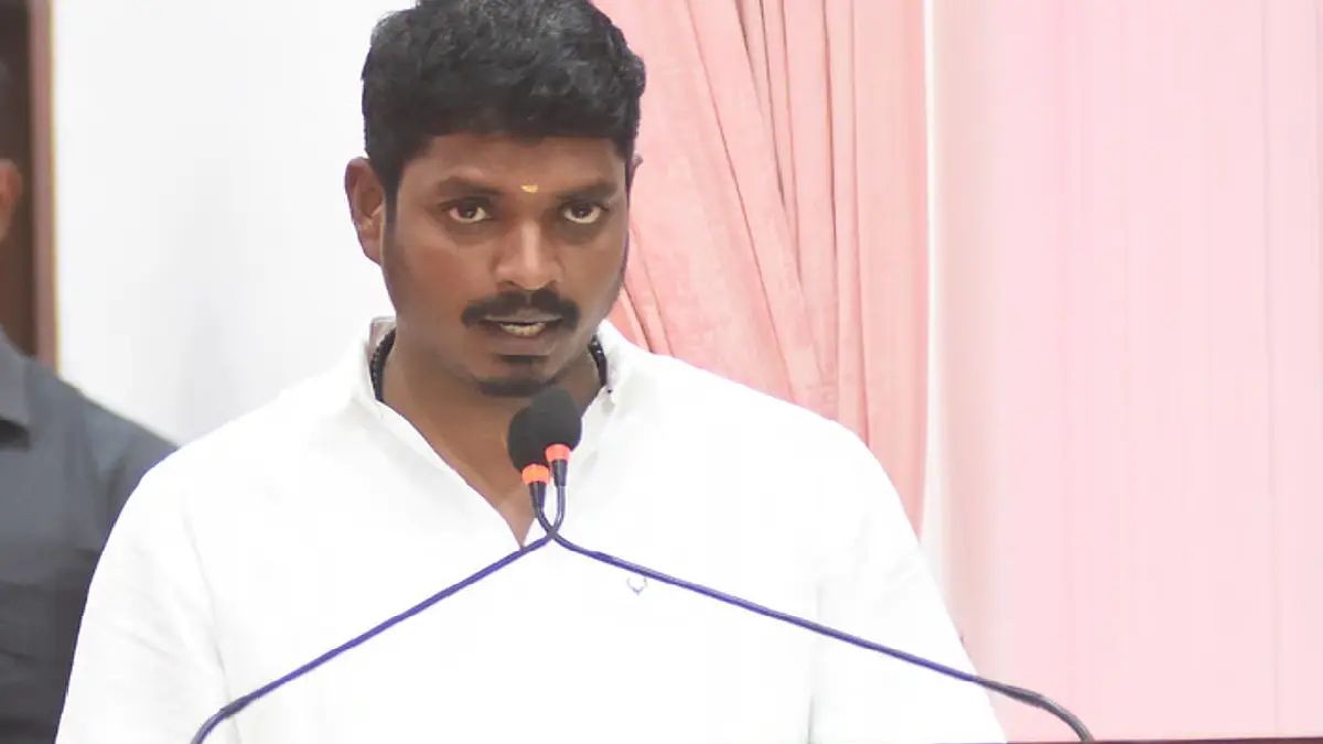 Minister Vignesh